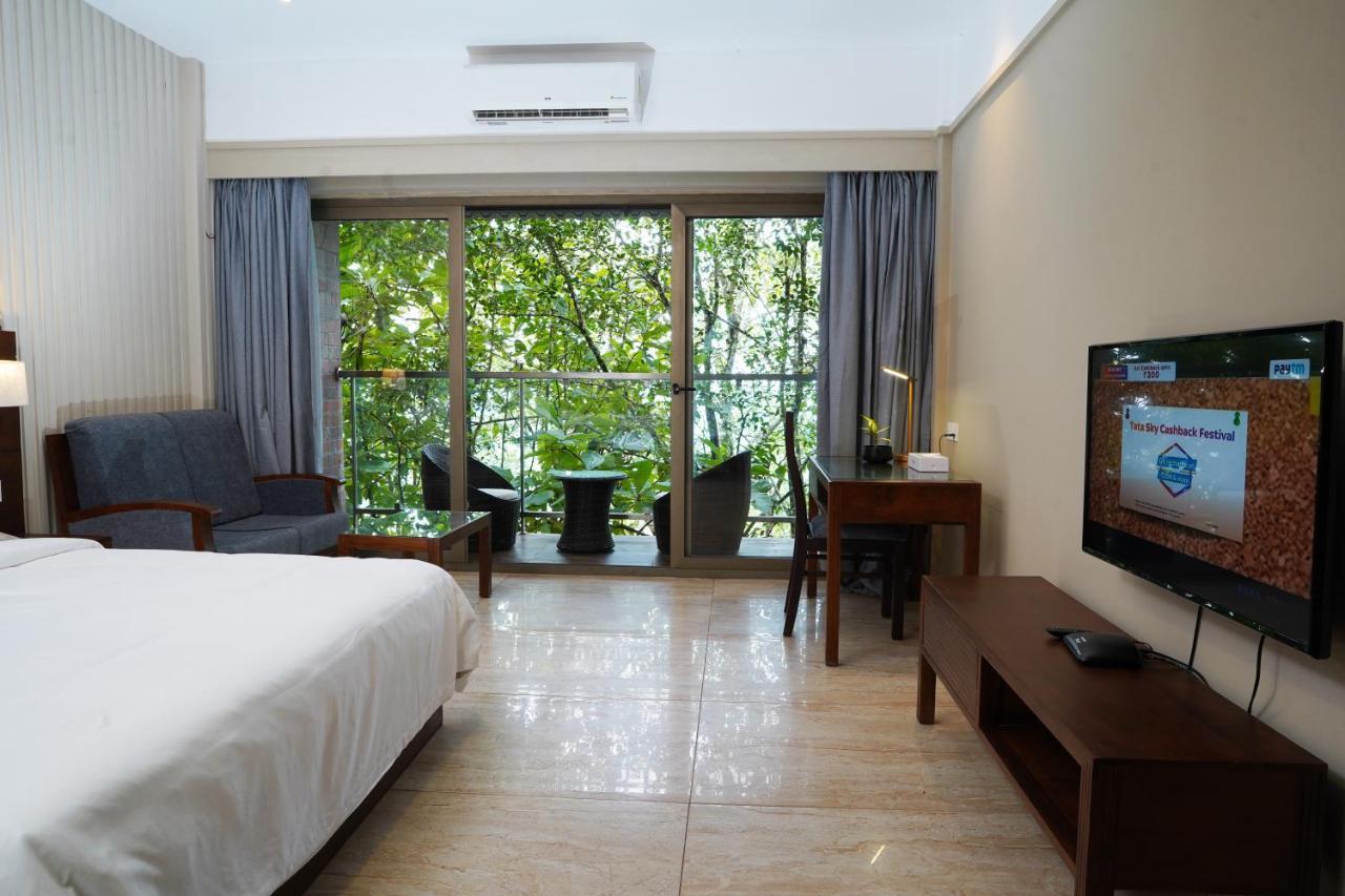 Elephant Passage Муннар Экстерьер фото Deluxe Room